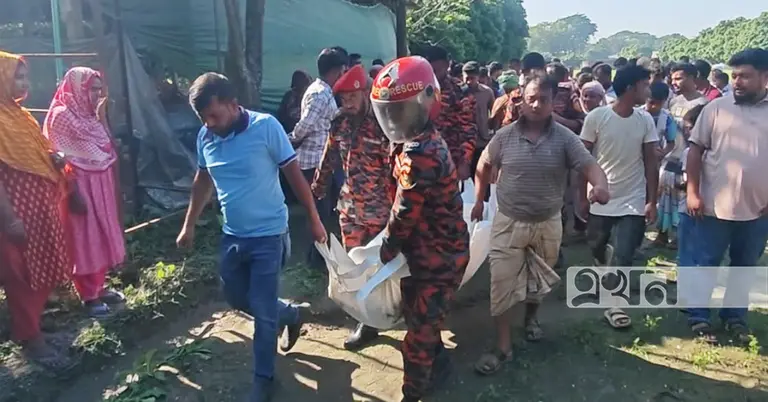 নিহত যুবকের মরদেহ